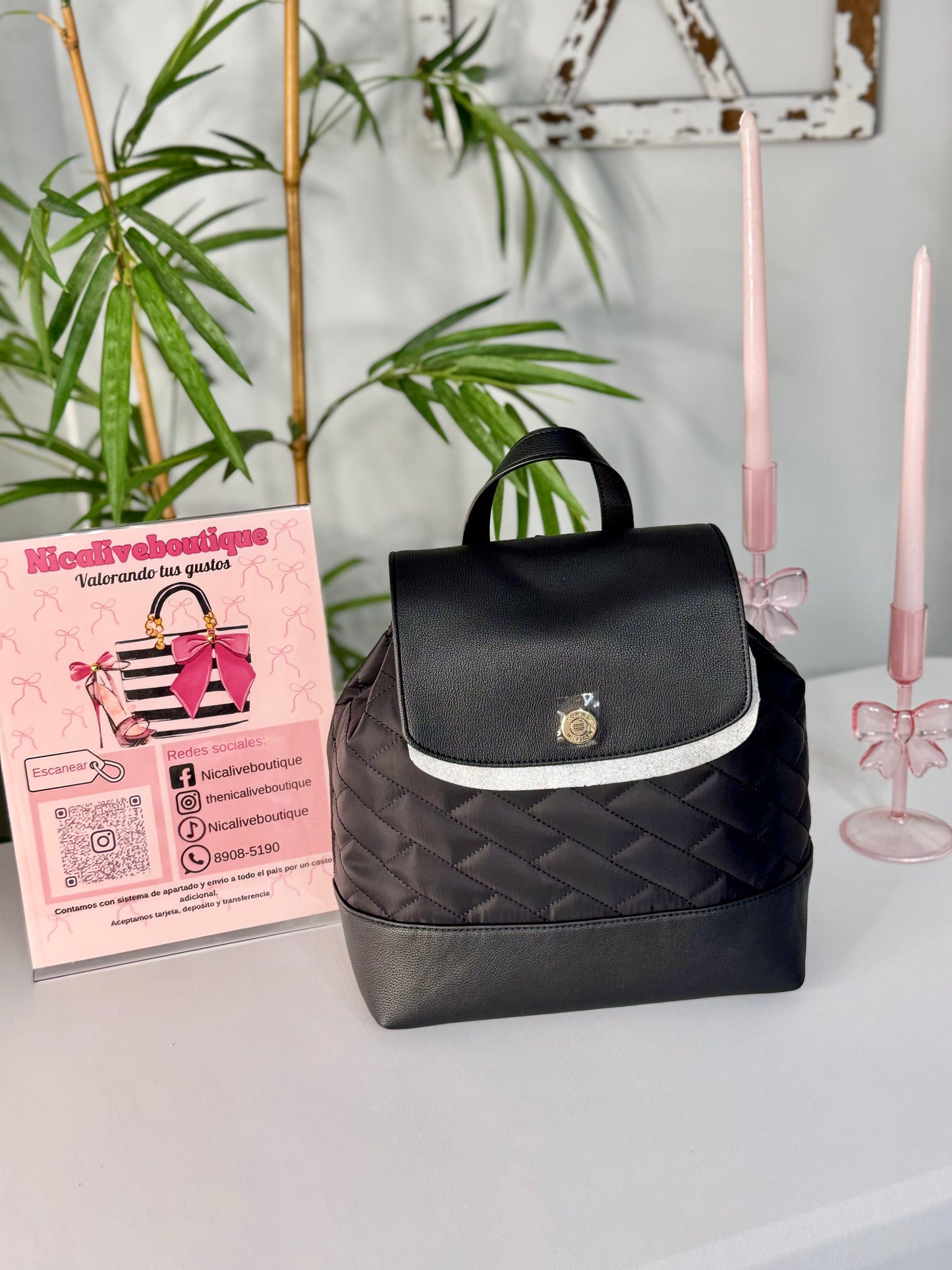 Mochila Tommy Hilfiger Negra completamente impermeable/cuero