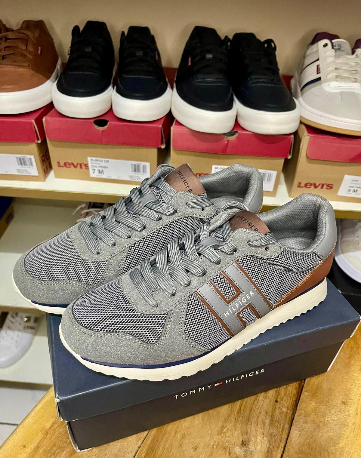 TOMMY HILFIGER TMAKON