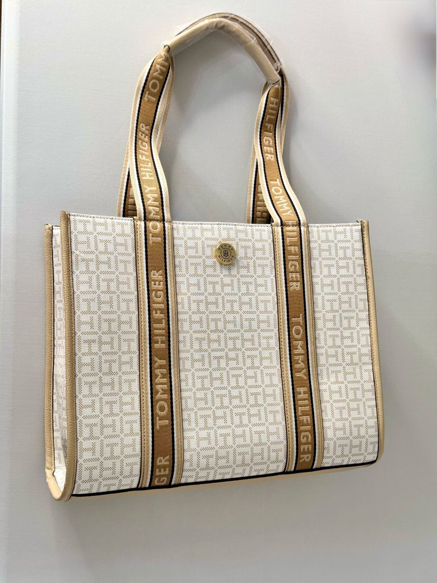 Tommy Hilfiger Totes