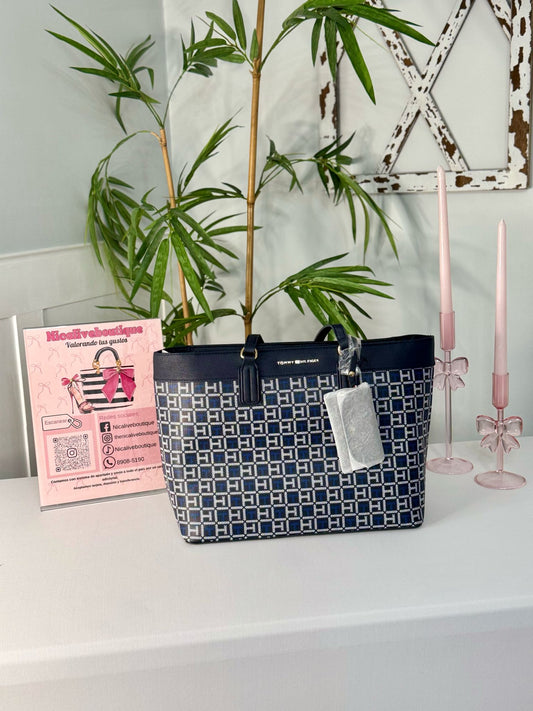 Tommy Hilfiger Totes